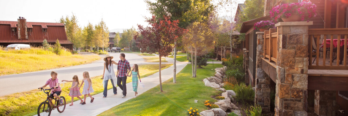 Family walk 3